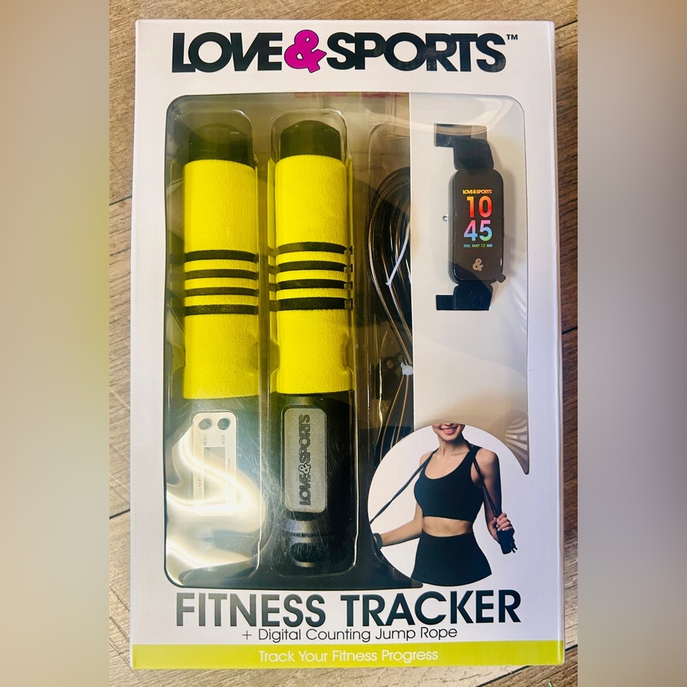 Brand new love and sport FITNESS TRACKER
+ Digital Counting Jump Rope